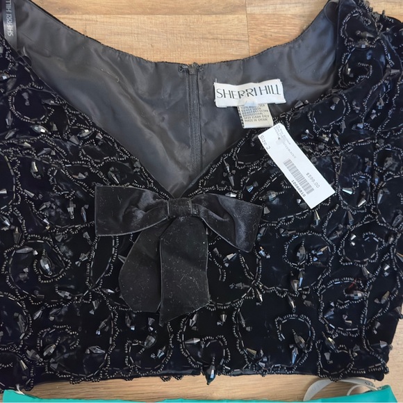 NWT sherri hill size 2 semi formaL! COLOR IS BLACK TOP AND DEEP GREEN AS PICS - Picture 7 of 9